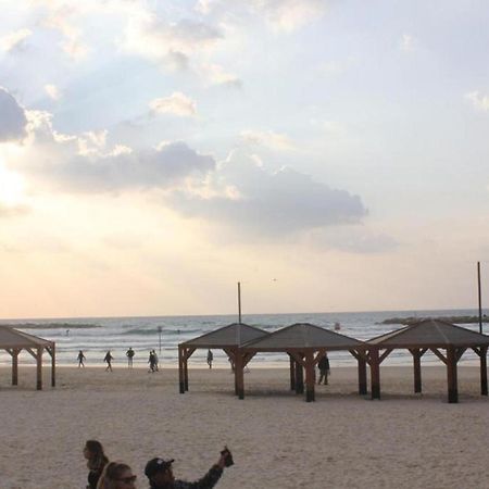 תל אביב Gorgeous Studio On Hilton Beach מראה חיצוני תמונה