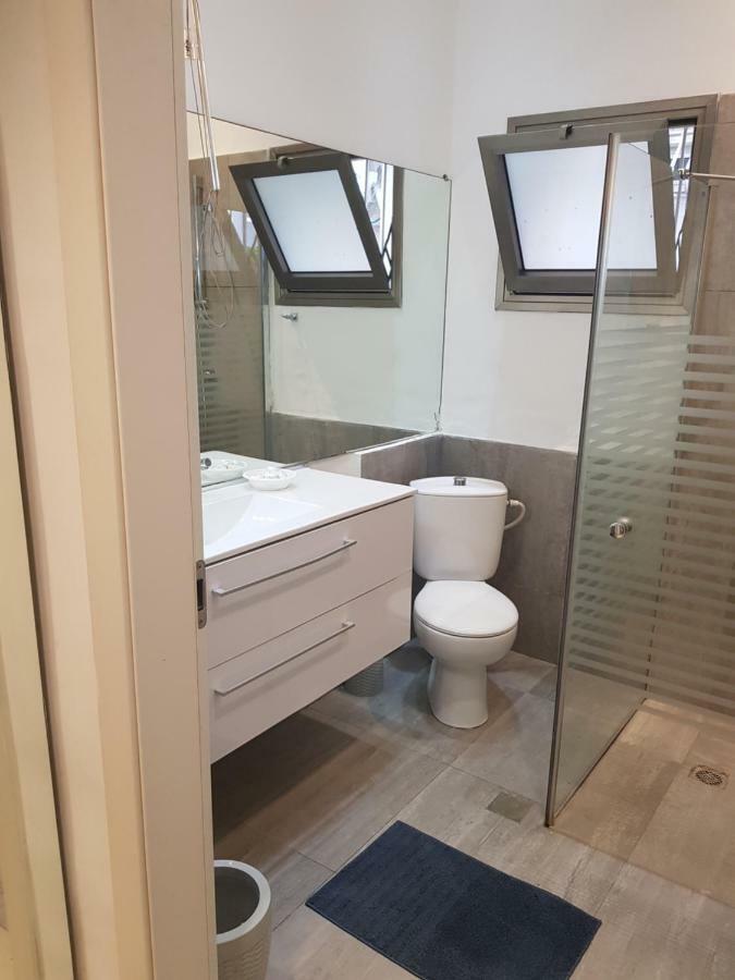 תל אביב Gorgeous Studio On Hilton Beach מראה חיצוני תמונה