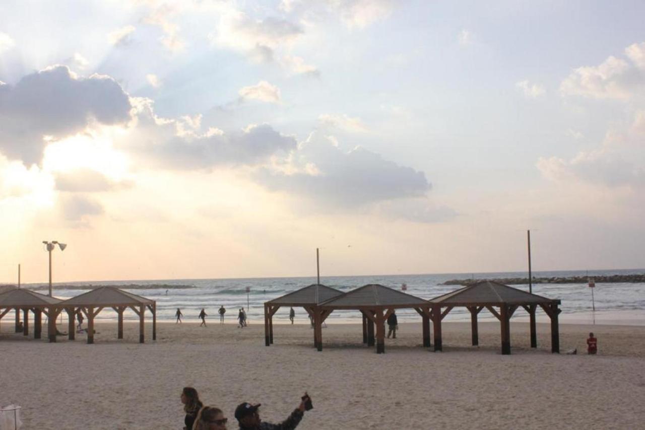תל אביב Gorgeous Studio On Hilton Beach מראה חיצוני תמונה